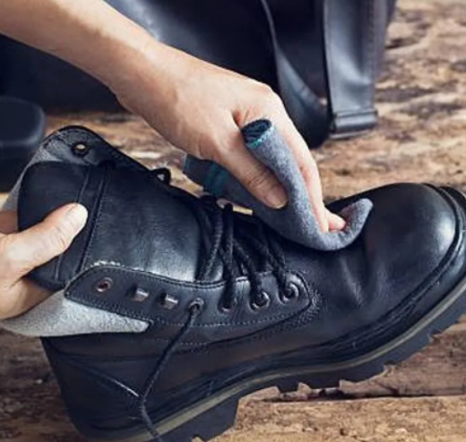 Cómo limpiar tu calzado de seguridad: Mantén tus pies protegidos y en buen estado